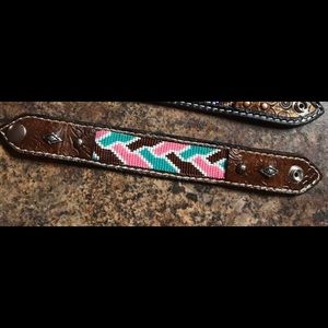 Head made beaded bracelet